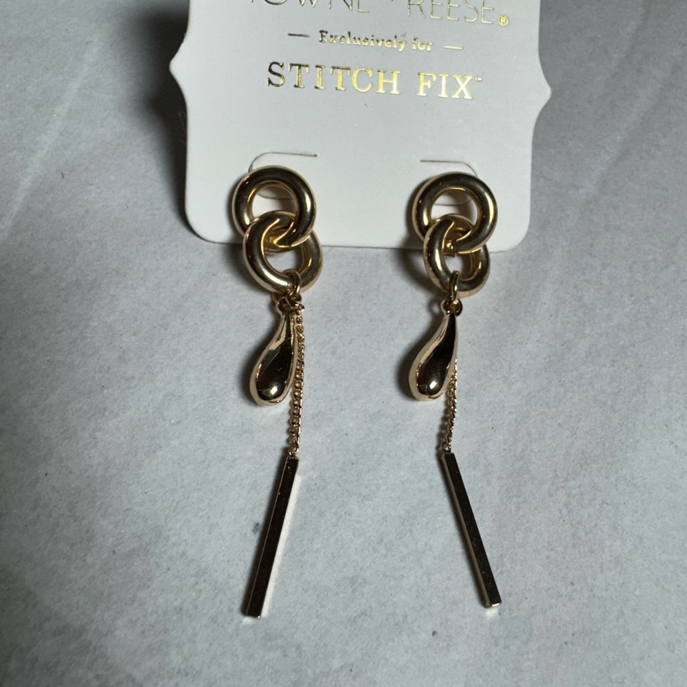 Towne & Reese Gold Chain Drop Earrings